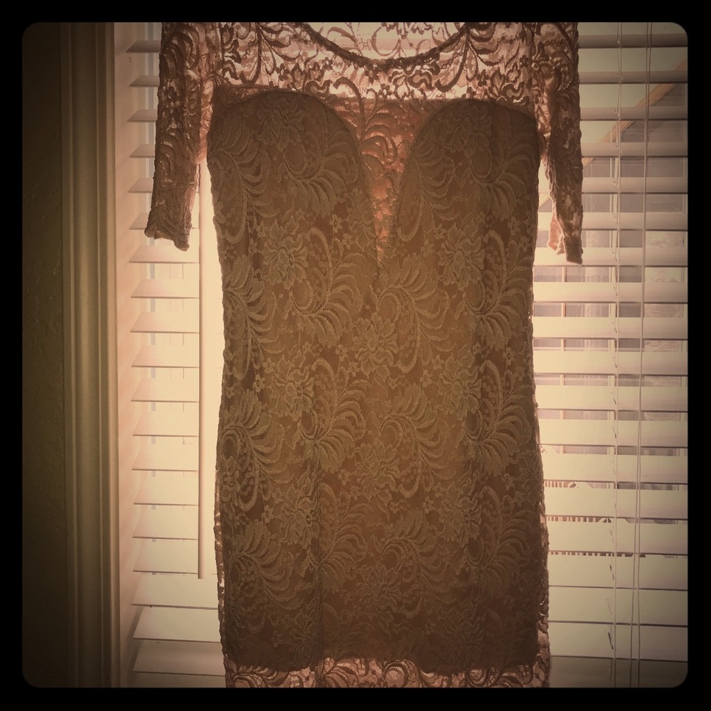 Short sleeve Lace Midi dress